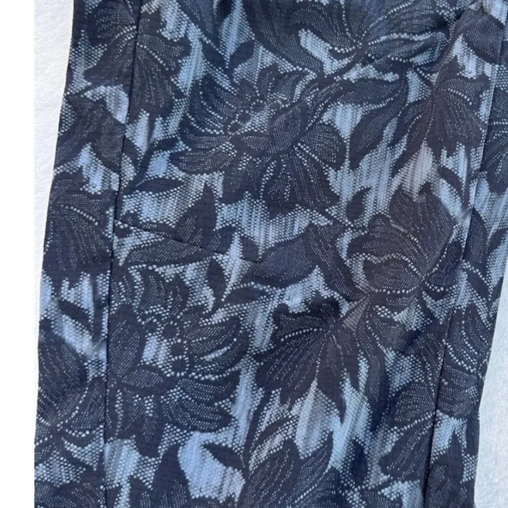 Athleta La Viva Jogger Pants Navy Blue Floral Jacquard Zip Pockets Womens Size 2